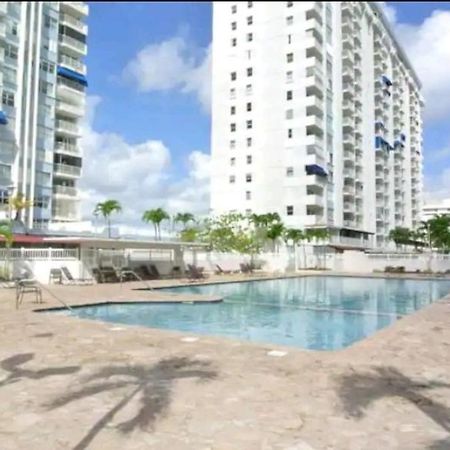 Beach Apartments At Marbella Del Caribe San Juan Bagian luar foto