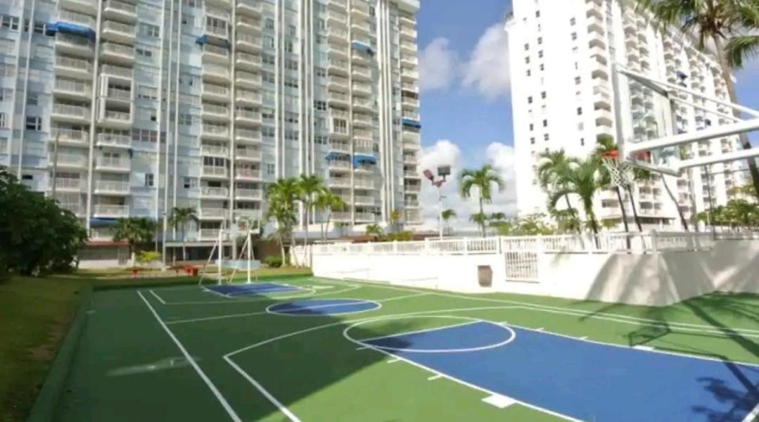 Beach Apartments At Marbella Del Caribe San Juan Bagian luar foto