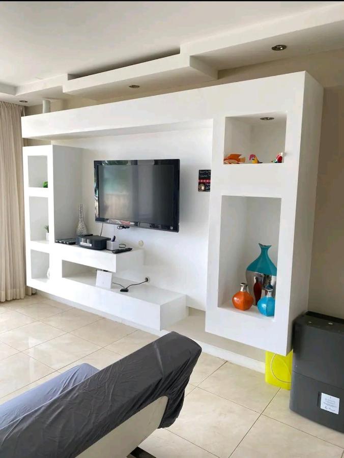 Beach Apartments At Marbella Del Caribe San Juan Bagian luar foto