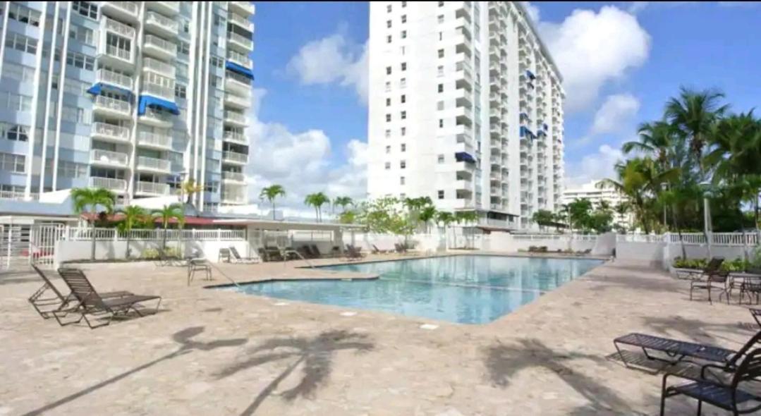 Beach Apartments At Marbella Del Caribe San Juan Bagian luar foto